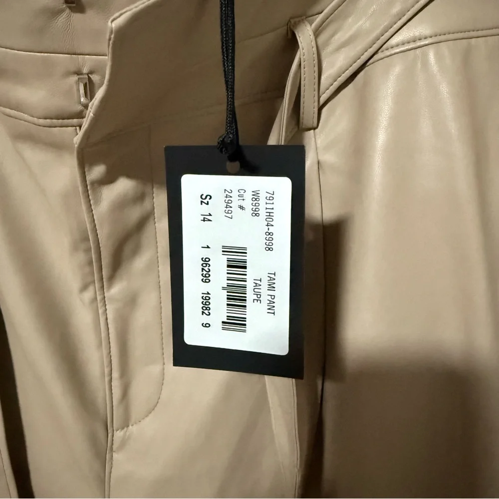 NWT PAIGE Tami Cargo Pant Taupe Vegan Leather Size 14 - Picture 5 of 8